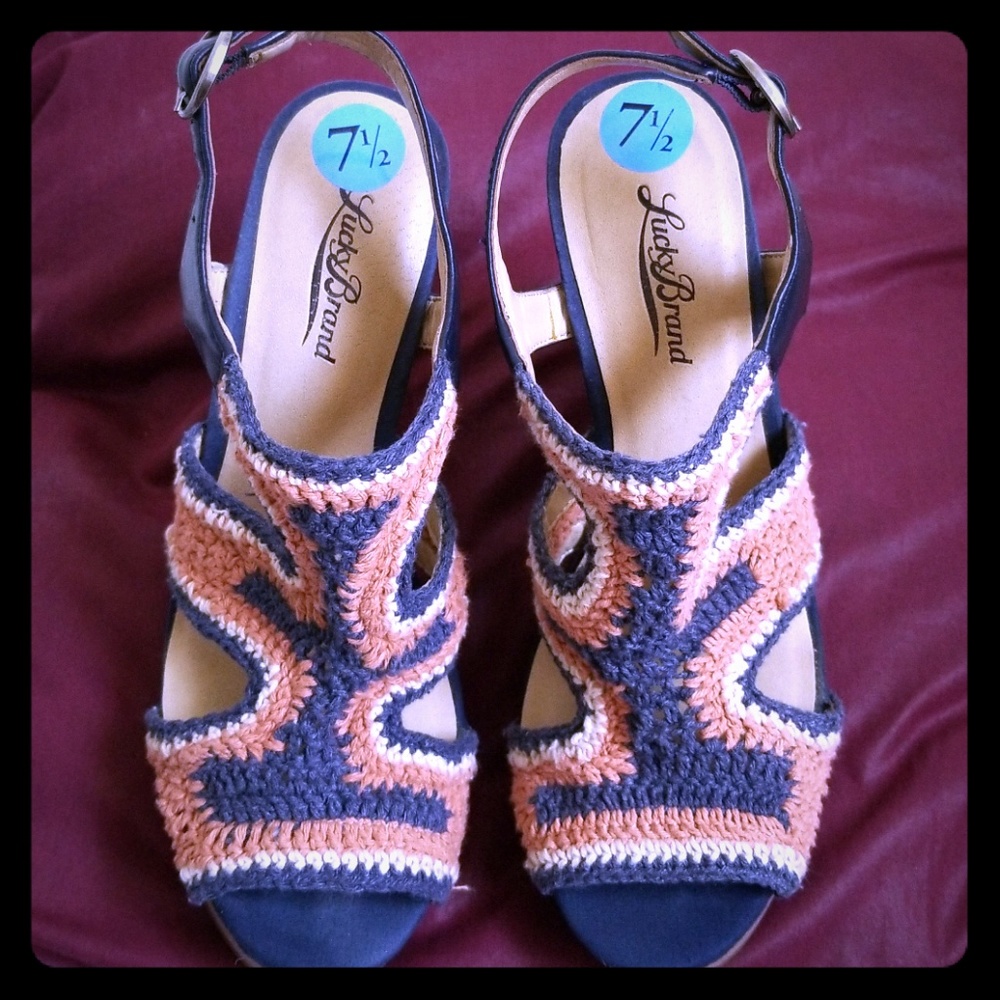 FINAL! Lucky Brand LP-REVERR Platform Sandal!